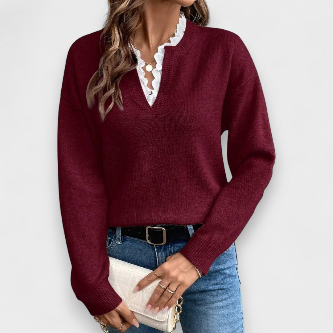 Linda - Elegant blouse with French collar